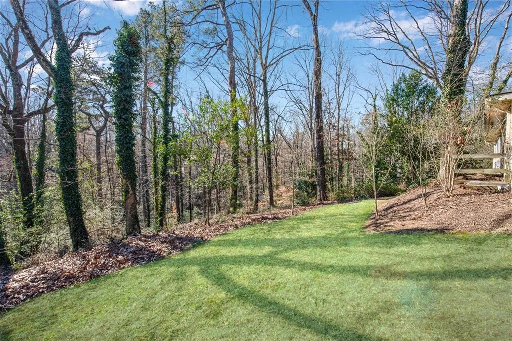 355 Ridgeview Trail, Atlanta, Georgia 30328, 3 Bedrooms Bedrooms, ,3 BathroomsBathrooms,Residential,Sold,355 Ridgeview Trail,6843980