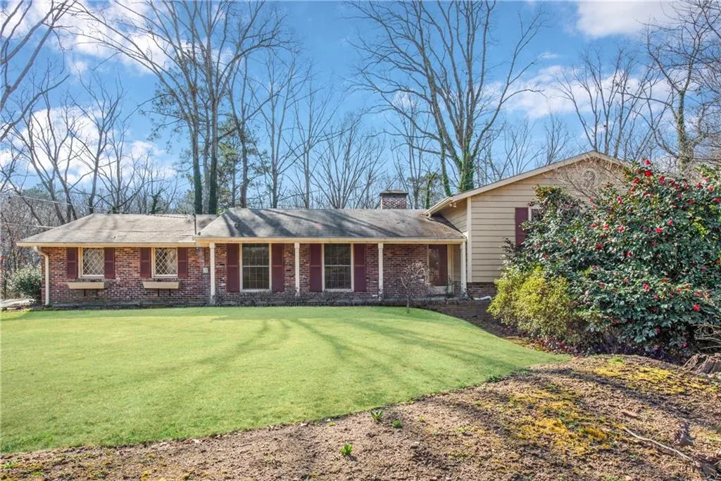 355 Ridgeview Trail, Atlanta, Georgia 30328, 3 Bedrooms Bedrooms, ,3 BathroomsBathrooms,Residential,Sold,355 Ridgeview Trail,6843980