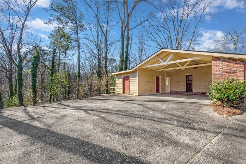 355 Ridgeview Trail, Atlanta, Georgia 30328, 3 Bedrooms Bedrooms, ,3 BathroomsBathrooms,Residential,Sold,355 Ridgeview Trail,6843980