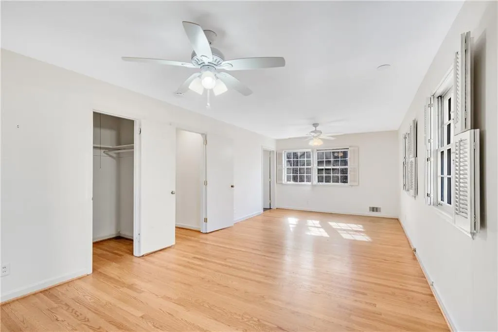 355 Ridgeview Trail, Atlanta, Georgia 30328, 3 Bedrooms Bedrooms, ,3 BathroomsBathrooms,Residential,Sold,355 Ridgeview Trail,6843980