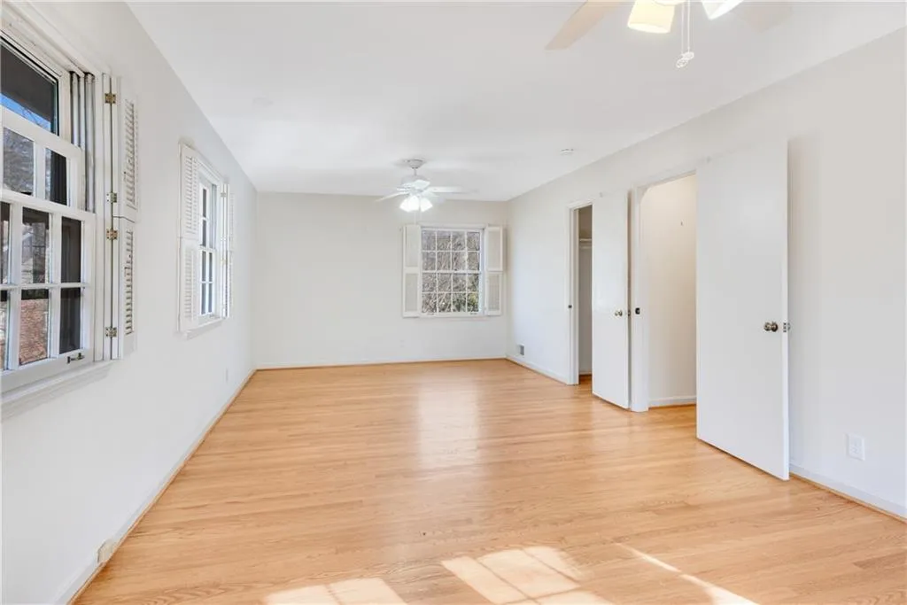 355 Ridgeview Trail, Atlanta, Georgia 30328, 3 Bedrooms Bedrooms, ,3 BathroomsBathrooms,Residential,Sold,355 Ridgeview Trail,6843980