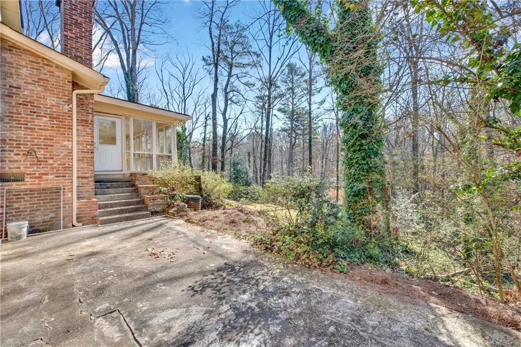 355 Ridgeview Trail, Atlanta, Georgia 30328, 3 Bedrooms Bedrooms, ,3 BathroomsBathrooms,Residential,Sold,355 Ridgeview Trail,6843980