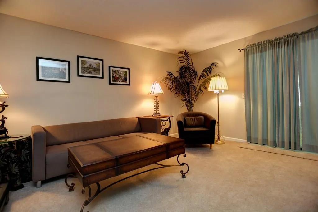 405 Bainbridge Drive, Sandy Springs, Georgia 30327, 4 Bedrooms Bedrooms, ,3 BathroomsBathrooms,Residential,Sold,405 Bainbridge Drive,5723356