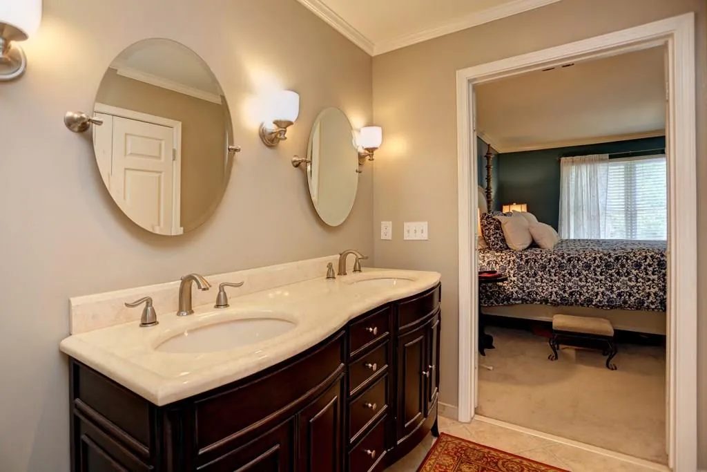 405 Bainbridge Drive, Sandy Springs, Georgia 30327, 4 Bedrooms Bedrooms, ,3 BathroomsBathrooms,Residential,Sold,405 Bainbridge Drive,5723356