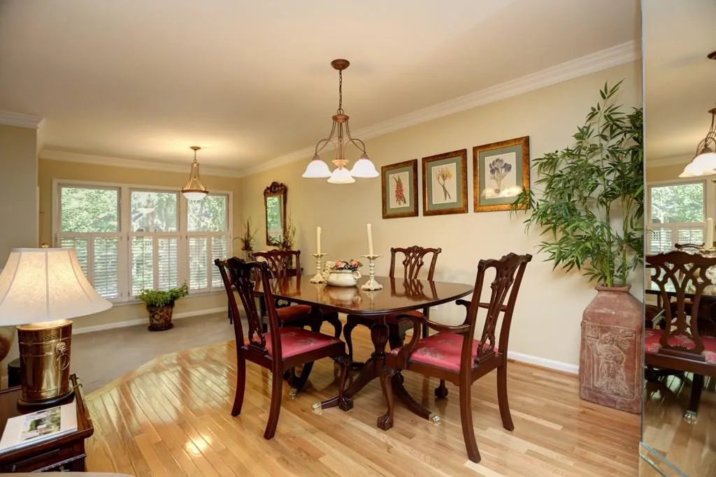 405 Bainbridge Drive, Sandy Springs, Georgia 30327, 4 Bedrooms Bedrooms, ,3 BathroomsBathrooms,Residential,Sold,405 Bainbridge Drive,5723356