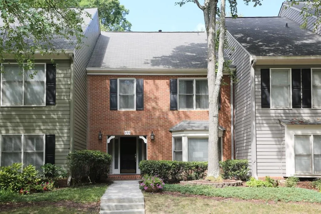 405 Bainbridge Drive, Sandy Springs, Georgia 30327, 4 Bedrooms Bedrooms, ,3 BathroomsBathrooms,Residential,Sold,405 Bainbridge Drive,5723356