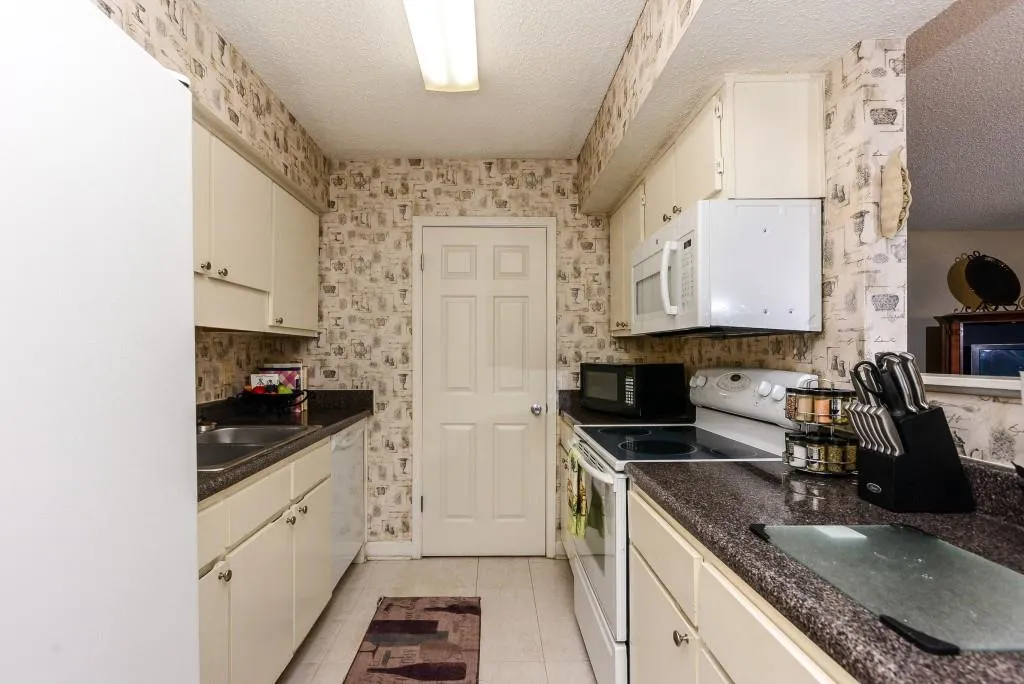 3010 Wingate Way Unit -, Sandy Springs, Georgia 30350, 1 Bedroom Bedrooms, ,1 BathroomBathrooms,Residential,Sold,3010 Wingate Way Unit -,5813024