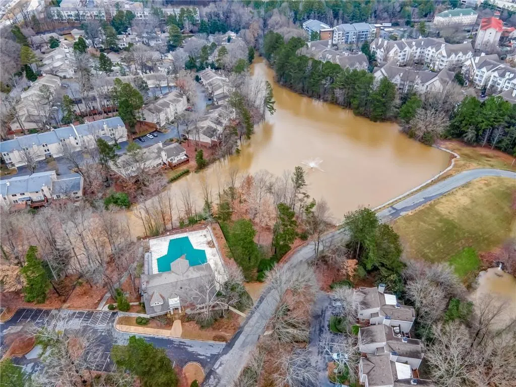 63 Dunwoody Springs Drive Unit D, Sandy Springs, Georgia 30328, 3 Bedrooms Bedrooms, ,2 BathroomsBathrooms,Residential,Sold,63 Dunwoody Springs Drive Unit D,6985862