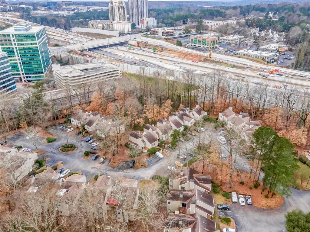 63 Dunwoody Springs Drive Unit D, Sandy Springs, Georgia 30328, 3 Bedrooms Bedrooms, ,2 BathroomsBathrooms,Residential,Sold,63 Dunwoody Springs Drive Unit D,6985862