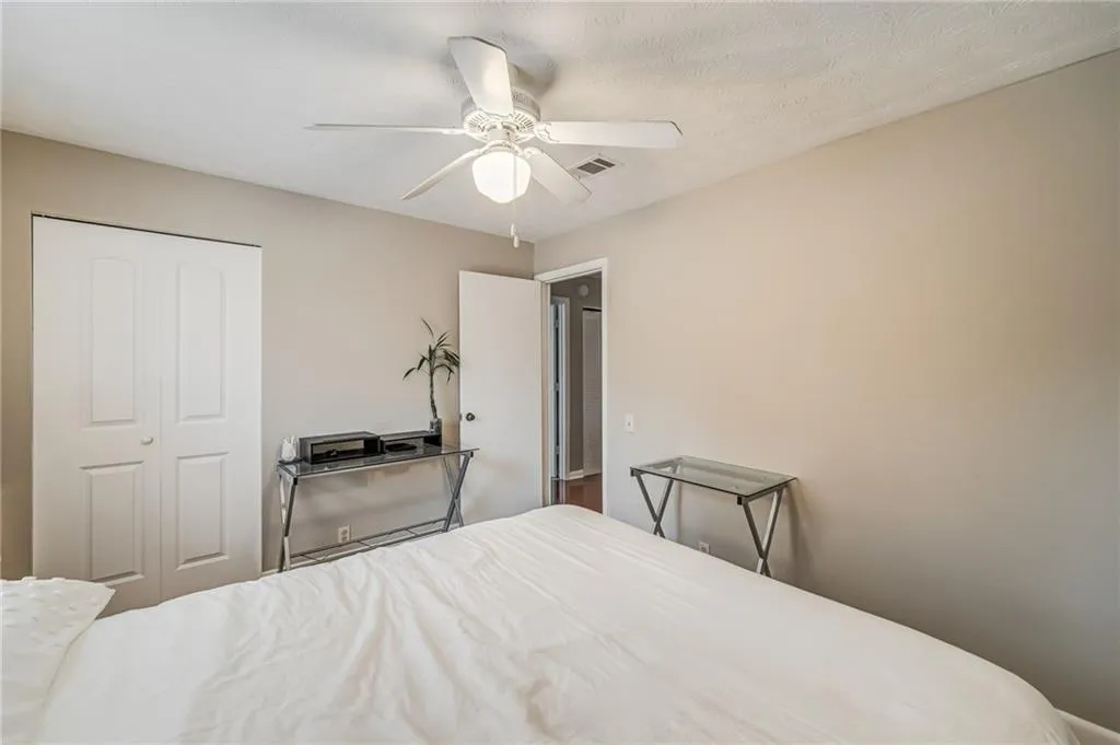 63 Dunwoody Springs Drive Unit D, Sandy Springs, Georgia 30328, 3 Bedrooms Bedrooms, ,2 BathroomsBathrooms,Residential,Sold,63 Dunwoody Springs Drive Unit D,6985862