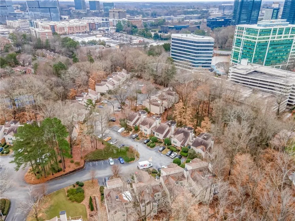 63 Dunwoody Springs Drive Unit D, Sandy Springs, Georgia 30328, 3 Bedrooms Bedrooms, ,2 BathroomsBathrooms,Residential,Sold,63 Dunwoody Springs Drive Unit D,6985862