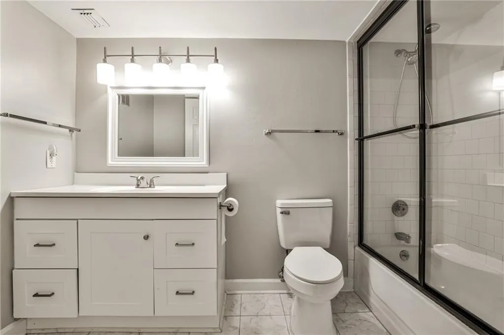 primary suite bath