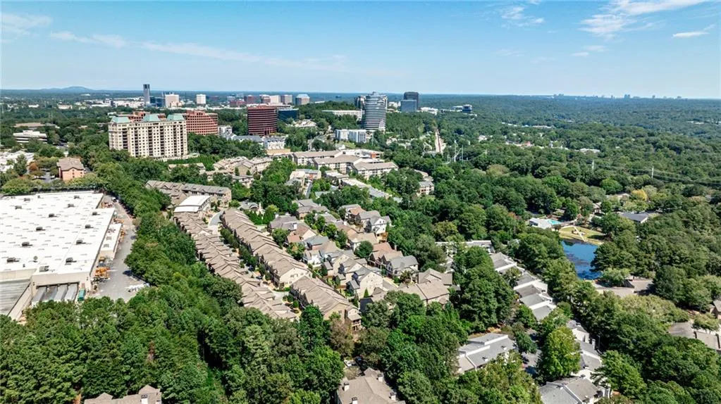 3817 Paces Ferry West Se, Atlanta, Georgia 30339, 4 Bedrooms Bedrooms, ,3 BathroomsBathrooms,Residential,For Sale,3817 Paces Ferry West Se,7644376