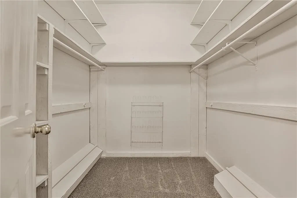 Primary Suite Closet