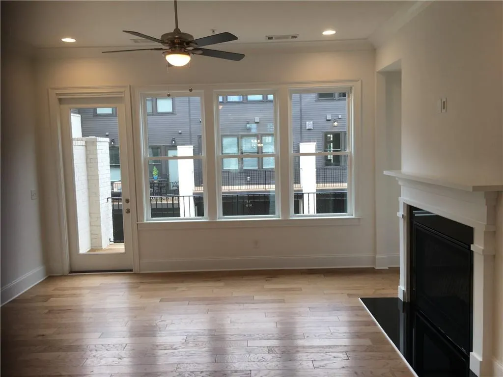 6604 Aria Village Drive Unit 640, Sandy Springs, Georgia 30328, 3 Bedrooms Bedrooms, ,3 BathroomsBathrooms,Residential,Sold,6604 Aria Village Drive Unit 640,6637607