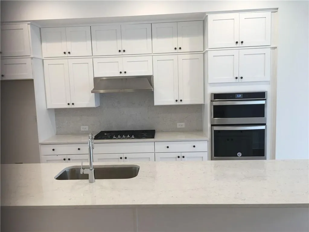 6604 Aria Village Drive Unit 640, Sandy Springs, Georgia 30328, 3 Bedrooms Bedrooms, ,3 BathroomsBathrooms,Residential,Sold,6604 Aria Village Drive Unit 640,6637607