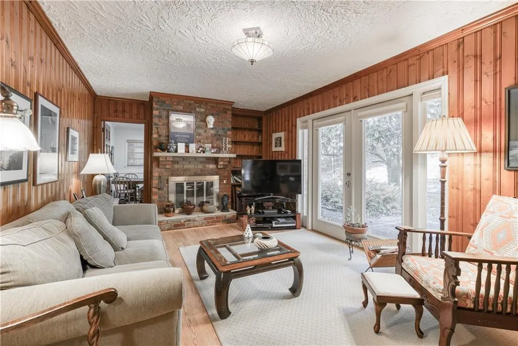 245 Danbury Lane Nw, Sandy Springs, Georgia 30327, 4 Bedrooms Bedrooms, ,3 BathroomsBathrooms,Land,Sold,245 Danbury Lane Nw,6987392