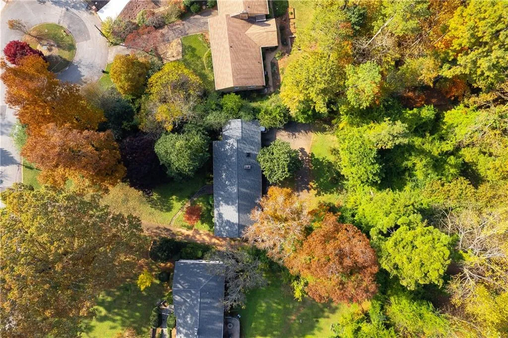 245 Danbury Lane Nw, Sandy Springs, Georgia 30327, 4 Bedrooms Bedrooms, ,3 BathroomsBathrooms,Land,Sold,245 Danbury Lane Nw,6987392