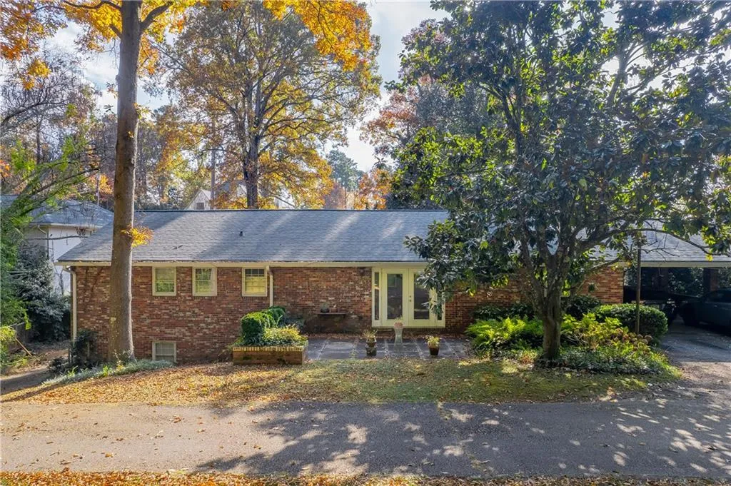 245 Danbury Lane Nw, Sandy Springs, Georgia 30327, 4 Bedrooms Bedrooms, ,3 BathroomsBathrooms,Land,Sold,245 Danbury Lane Nw,6987392