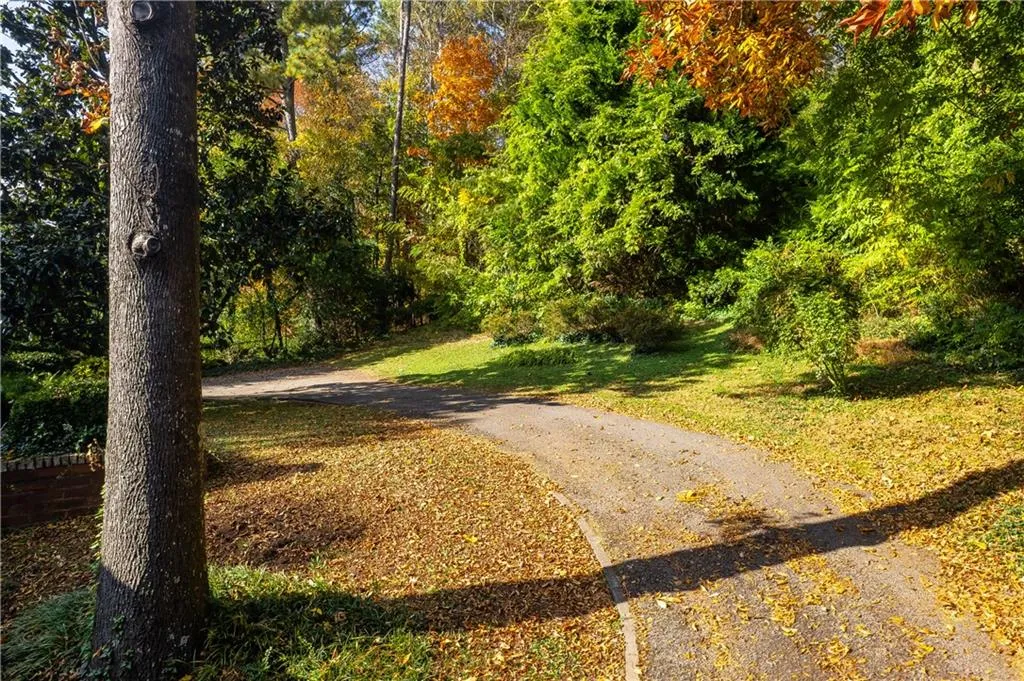 245 Danbury Lane Nw, Sandy Springs, Georgia 30327, 4 Bedrooms Bedrooms, ,3 BathroomsBathrooms,Land,Sold,245 Danbury Lane Nw,6987392