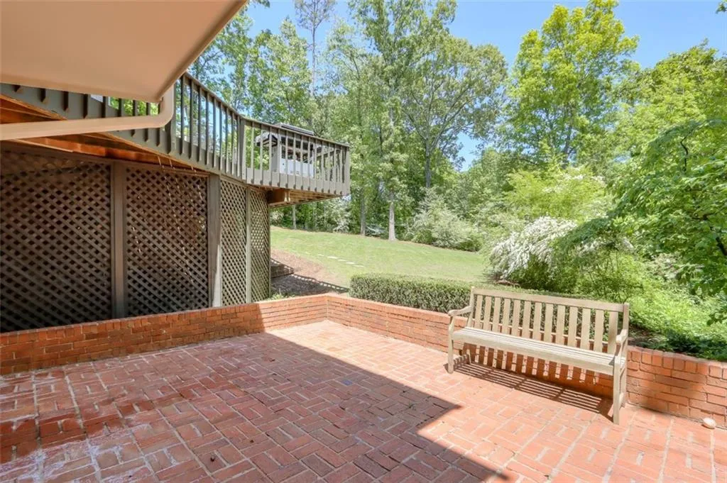 20 Glen Oaks Drive, Atlanta, Georgia 30327, 5 Bedrooms Bedrooms, ,4 BathroomsBathrooms,Residential,Sold,20 Glen Oaks Drive,6882848