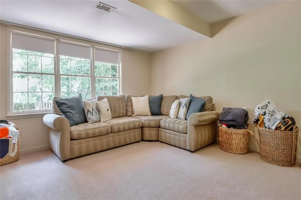20 Glen Oaks Drive, Atlanta, Georgia 30327, 5 Bedrooms Bedrooms, ,4 BathroomsBathrooms,Residential,Sold,20 Glen Oaks Drive,6882848