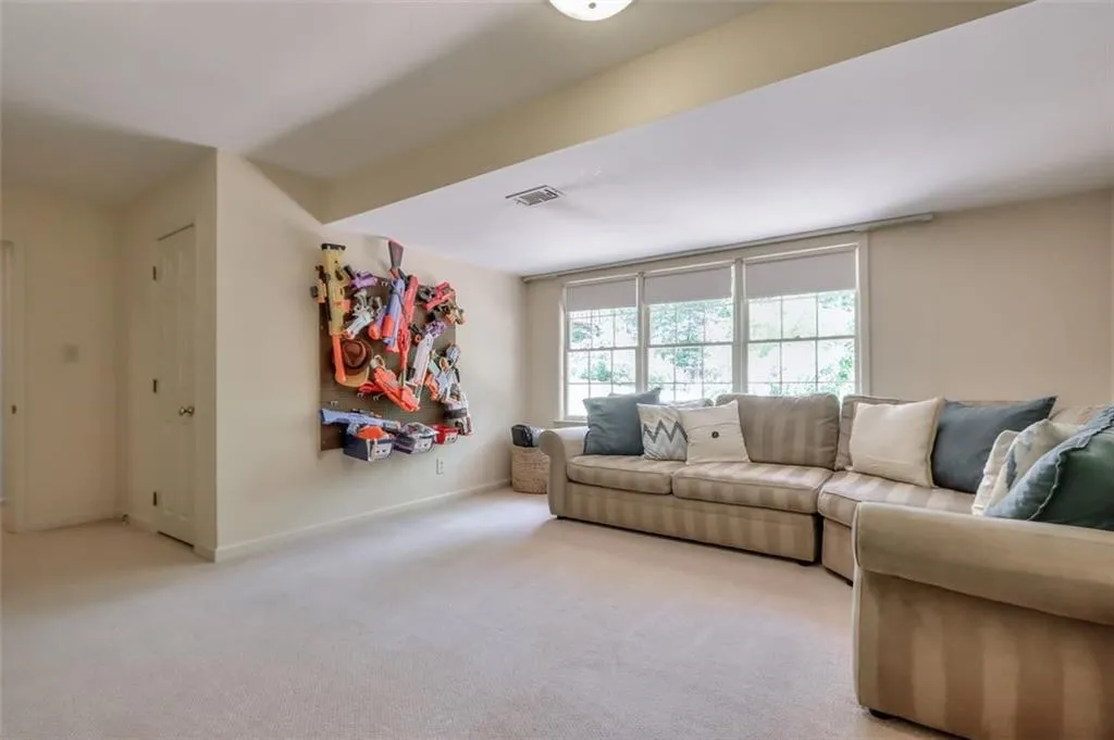 20 Glen Oaks Drive, Atlanta, Georgia 30327, 5 Bedrooms Bedrooms, ,4 BathroomsBathrooms,Residential,Sold,20 Glen Oaks Drive,6882848