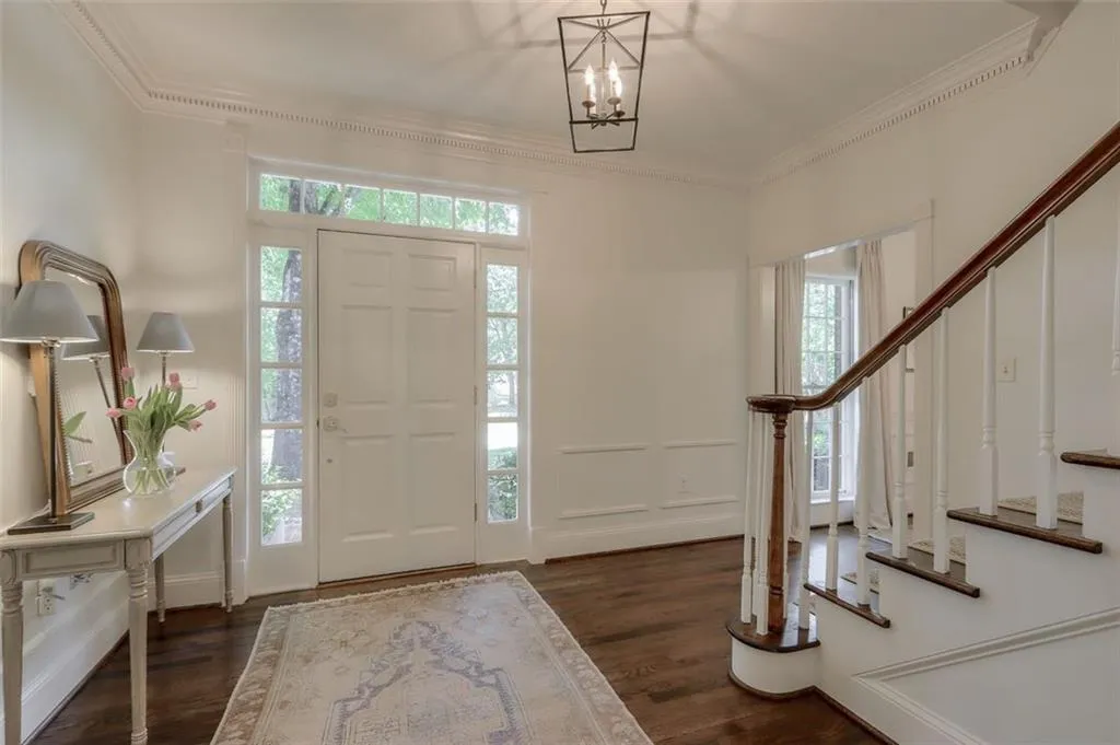 20 Glen Oaks Drive, Atlanta, Georgia 30327, 5 Bedrooms Bedrooms, ,4 BathroomsBathrooms,Residential,Sold,20 Glen Oaks Drive,6882848