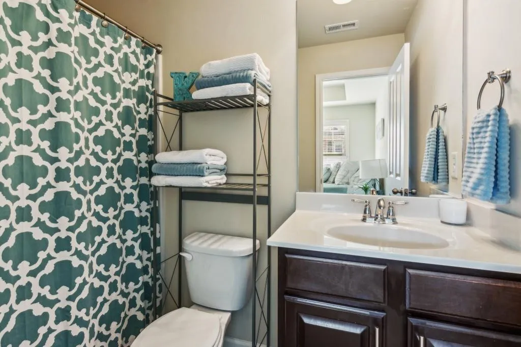 7420 Glisten Avenue, Sandy Springs, Georgia 30328, 3 Bedrooms Bedrooms, ,3 BathroomsBathrooms,Residential,For Sale,7420 Glisten Avenue,7528690