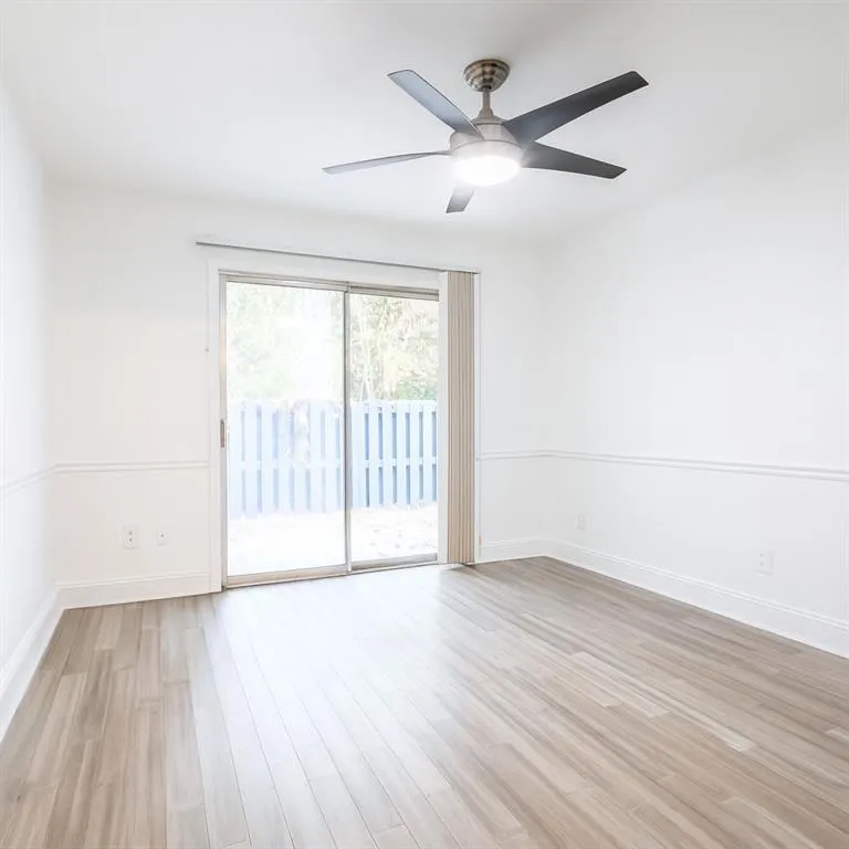 6851 Roswell Road Unit A-12, Sandy Springs, Georgia 30328, 3 Bedrooms Bedrooms, ,2 BathroomsBathrooms,Residential,For Sale,6851 Roswell Road Unit A-12,7669149