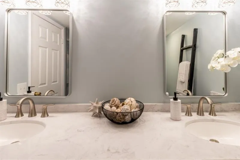 6851 Roswell Road Unit A-12, Sandy Springs, Georgia 30328, 3 Bedrooms Bedrooms, ,2 BathroomsBathrooms,Residential,For Sale,6851 Roswell Road Unit A-12,7669149