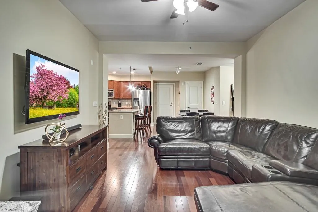 200 River Vista Drive Unit 308, Atlanta, Georgia 30339, 2 Bedrooms Bedrooms, ,2 BathroomsBathrooms,Residential,Sold,200 River Vista Drive Unit 308,6543370