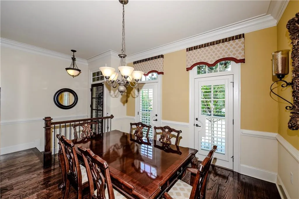 603 Riverlawn Court Unit 28, Atlanta, Georgia 30339, 4 Bedrooms Bedrooms, ,4 BathroomsBathrooms,Residential,Sold,603 Riverlawn Court Unit 28,5897241