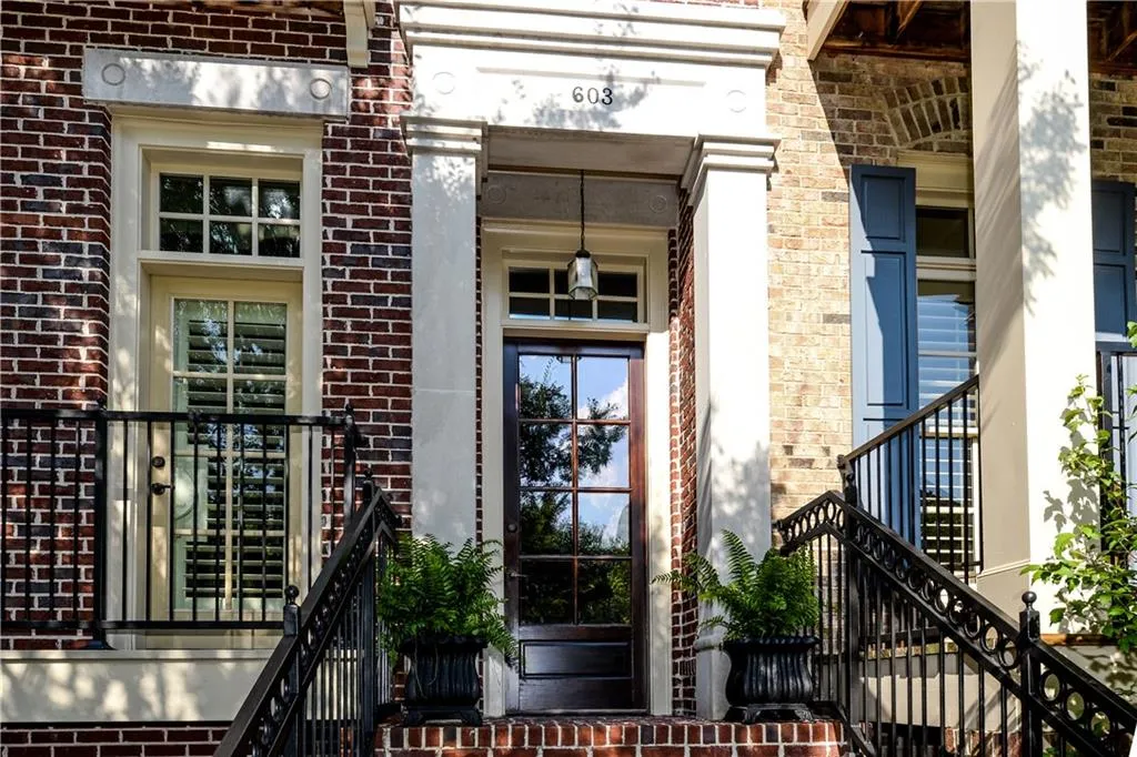 603 Riverlawn Court Unit 28, Atlanta, Georgia 30339, 4 Bedrooms Bedrooms, ,4 BathroomsBathrooms,Residential,Sold,603 Riverlawn Court Unit 28,5897241