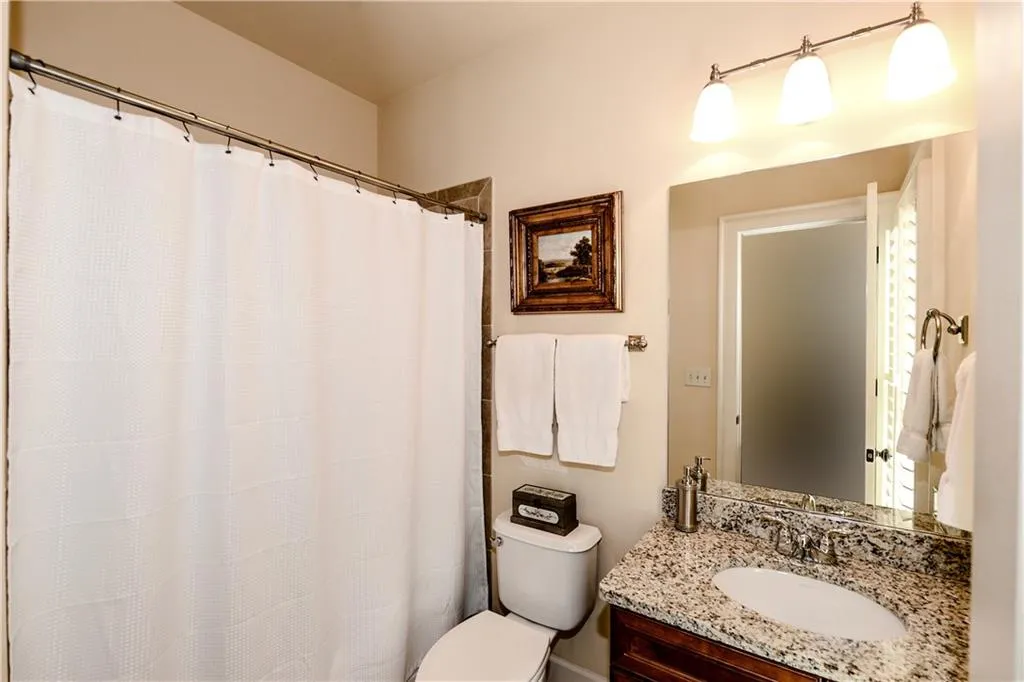 603 Riverlawn Court Unit 28, Atlanta, Georgia 30339, 4 Bedrooms Bedrooms, ,4 BathroomsBathrooms,Residential,Sold,603 Riverlawn Court Unit 28,5897241