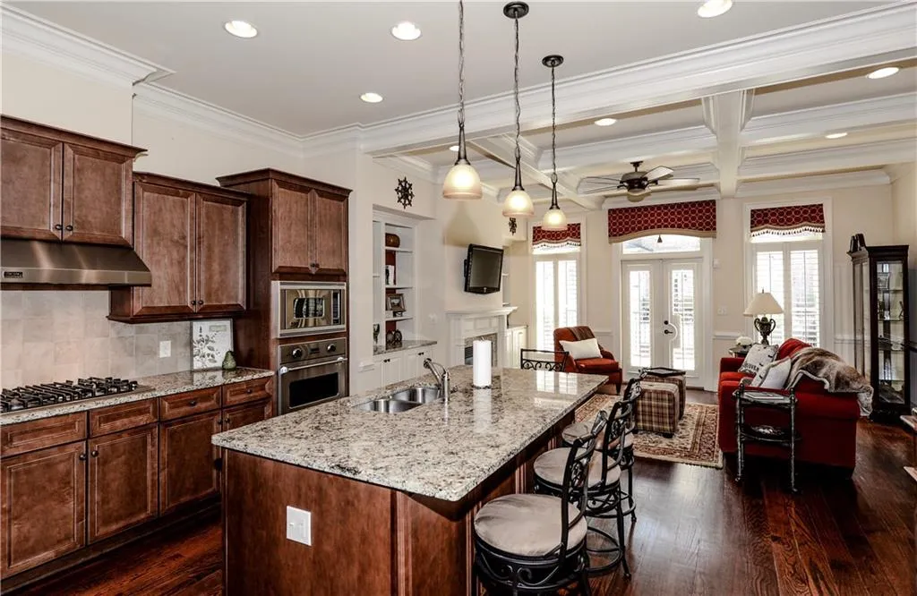 603 Riverlawn Court Unit 28, Atlanta, Georgia 30339, 4 Bedrooms Bedrooms, ,4 BathroomsBathrooms,Residential,Sold,603 Riverlawn Court Unit 28,5897241