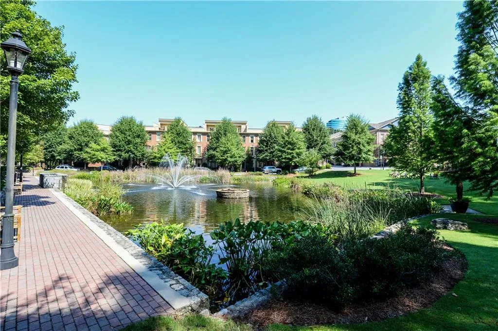 603 Riverlawn Court Unit 28, Atlanta, Georgia 30339, 4 Bedrooms Bedrooms, ,4 BathroomsBathrooms,Residential,Sold,603 Riverlawn Court Unit 28,5897241