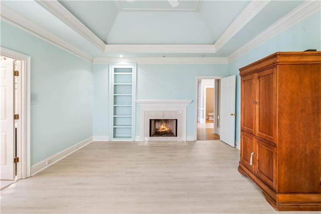 210 Grosvenor Place, Sandy Springs, Georgia 30328, 3 Bedrooms Bedrooms, ,3 BathroomsBathrooms,Residential,Sold,210 Grosvenor Place,6969641