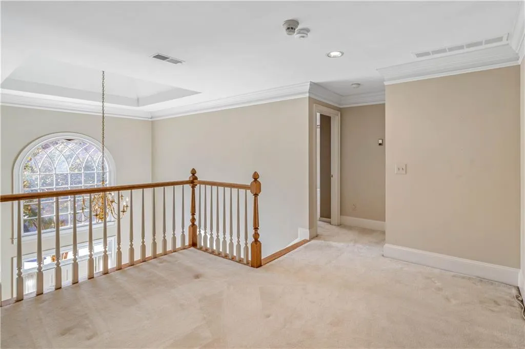 210 Grosvenor Place, Sandy Springs, Georgia 30328, 3 Bedrooms Bedrooms, ,3 BathroomsBathrooms,Residential,Sold,210 Grosvenor Place,6969641