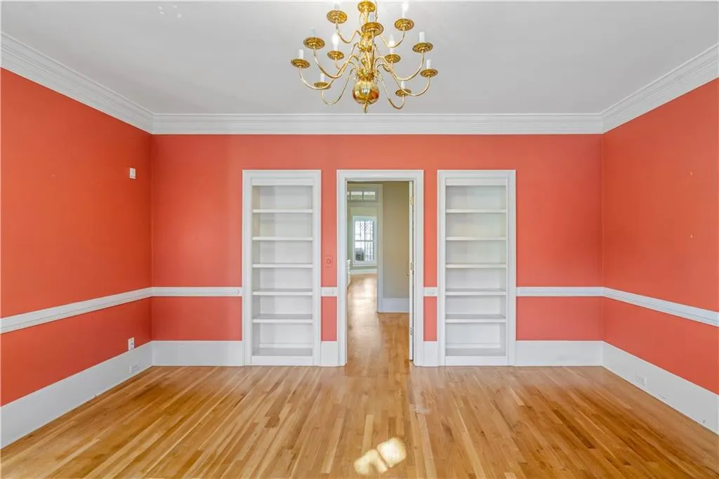 210 Grosvenor Place, Sandy Springs, Georgia 30328, 3 Bedrooms Bedrooms, ,3 BathroomsBathrooms,Residential,Sold,210 Grosvenor Place,6969641