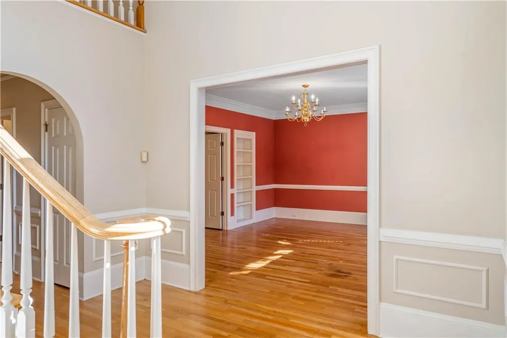 210 Grosvenor Place, Sandy Springs, Georgia 30328, 3 Bedrooms Bedrooms, ,3 BathroomsBathrooms,Residential,Sold,210 Grosvenor Place,6969641