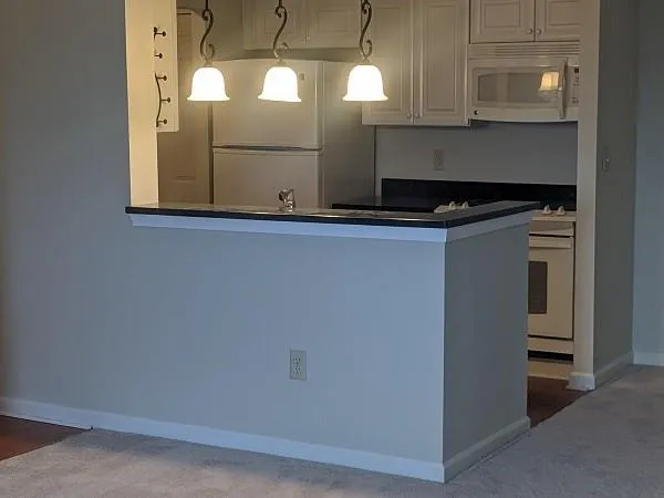 300 Johnson Ferry Road Ne Unit B705, Sandy Springs, Georgia 30328, 1 Bedroom Bedrooms, ,1 BathroomBathrooms,Residential,Sold,300 Johnson Ferry Road Ne Unit B705,7167025