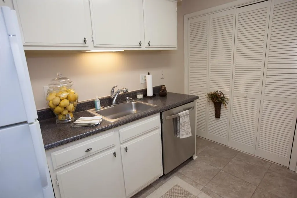 5157 Roswell Road Unit 4, Atlanta, Georgia 30342, 1 Bedroom Bedrooms, ,1 BathroomBathrooms,Residential,Sold,5157 Roswell Road Unit 4,5645697 5157 Roswell Road Unit 4, Atlanta, Georgia 30342, 1 Bedroom Bedrooms, ,1 BathroomBathrooms,Residential,Sold,5157 Roswell Road Unit 4,5645697