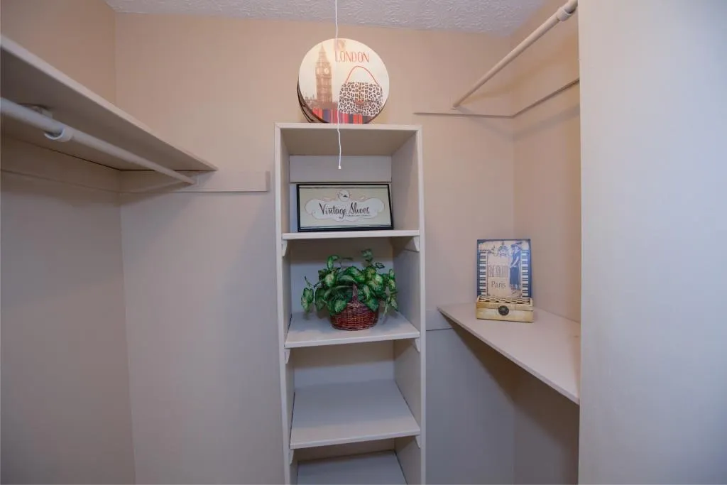 5157 Roswell Road Unit 4, Atlanta, Georgia 30342, 1 Bedroom Bedrooms, ,1 BathroomBathrooms,Residential,Sold,5157 Roswell Road Unit 4,5645697 5157 Roswell Road Unit 4, Atlanta, Georgia 30342, 1 Bedroom Bedrooms, ,1 BathroomBathrooms,Residential,Sold,5157 Roswell Road Unit 4,5645697