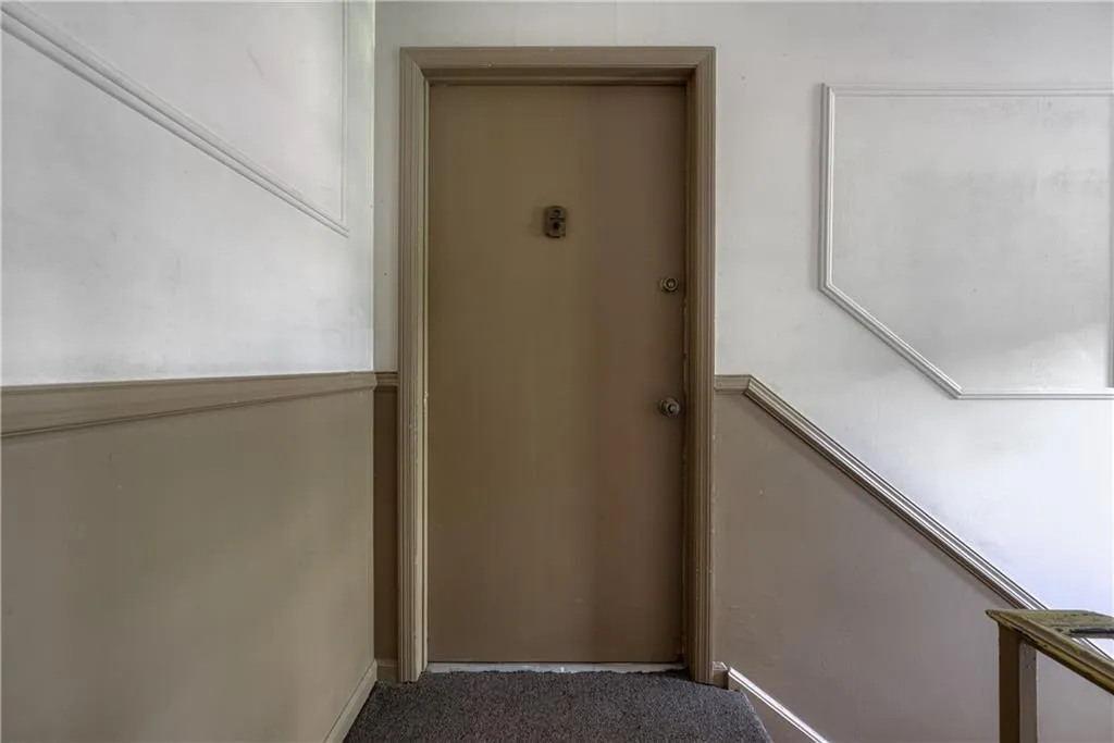 6700 Roswell Road Unit 3d, Sandy Springs, Georgia 30328, 3 Bedrooms Bedrooms, ,2 BathroomsBathrooms,Residential,Sold,6700 Roswell Road Unit 3d,7037192