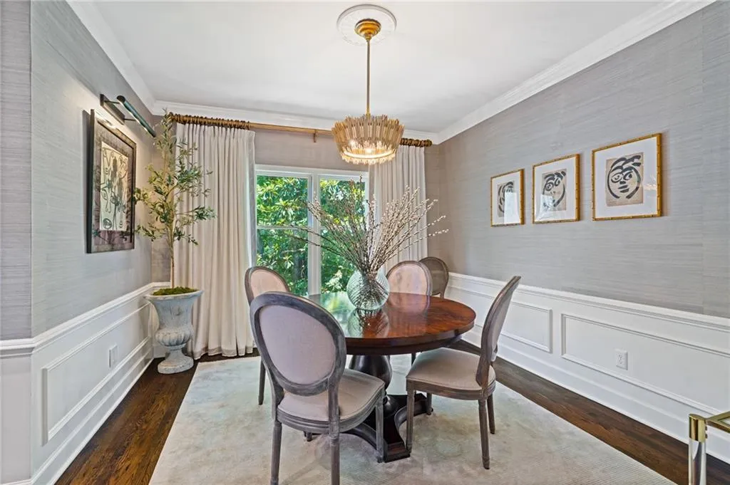 20 Pointe Terrace Se, Atlanta, Georgia 30339, 3 Bedrooms Bedrooms, 0 ,2 BathroomsBathrooms,Residential,For Sale,20 Pointe Terrace Se,7834976
