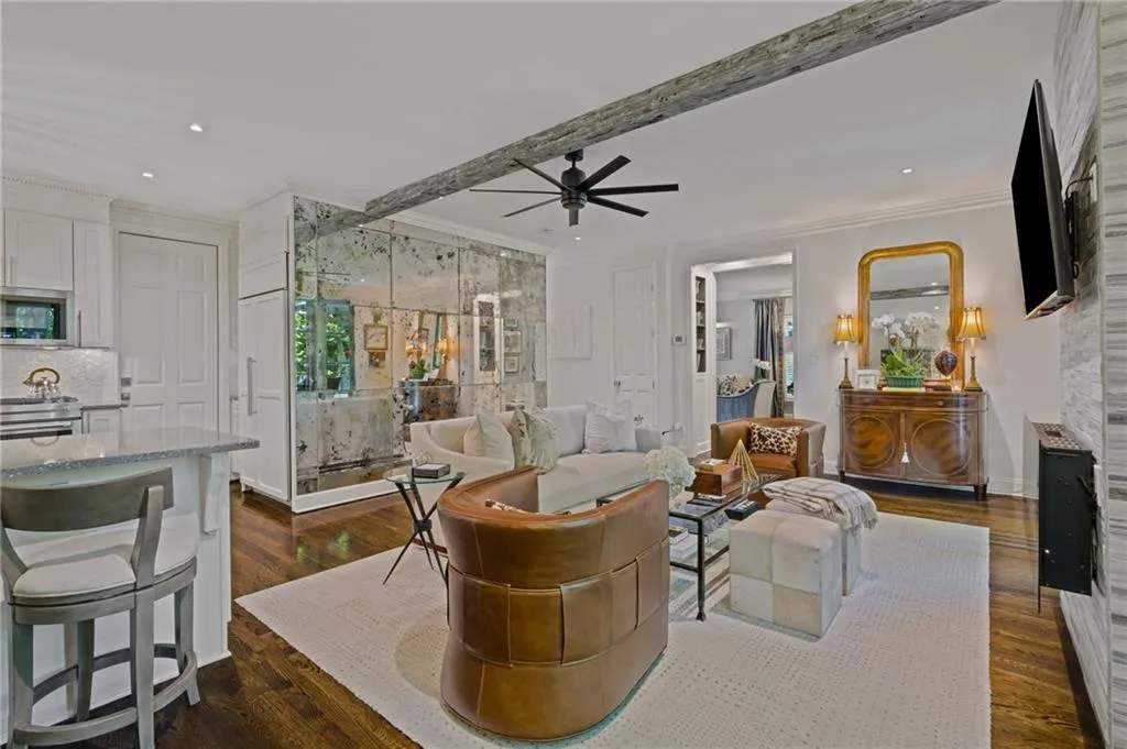 20 Pointe Terrace Se, Atlanta, Georgia 30339, 3 Bedrooms Bedrooms, 0 ,2 BathroomsBathrooms,Residential,For Sale,20 Pointe Terrace Se,7834976