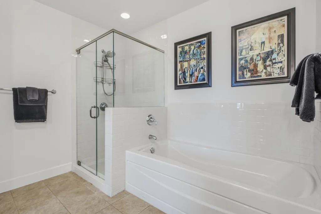 Separate Shower and soaking tub!