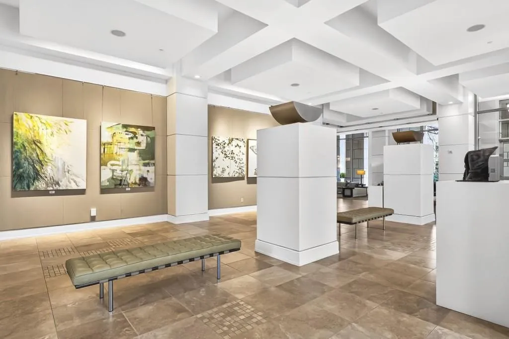 Known for it's rotating art from the dfinest galleries - you'll love the lobby!