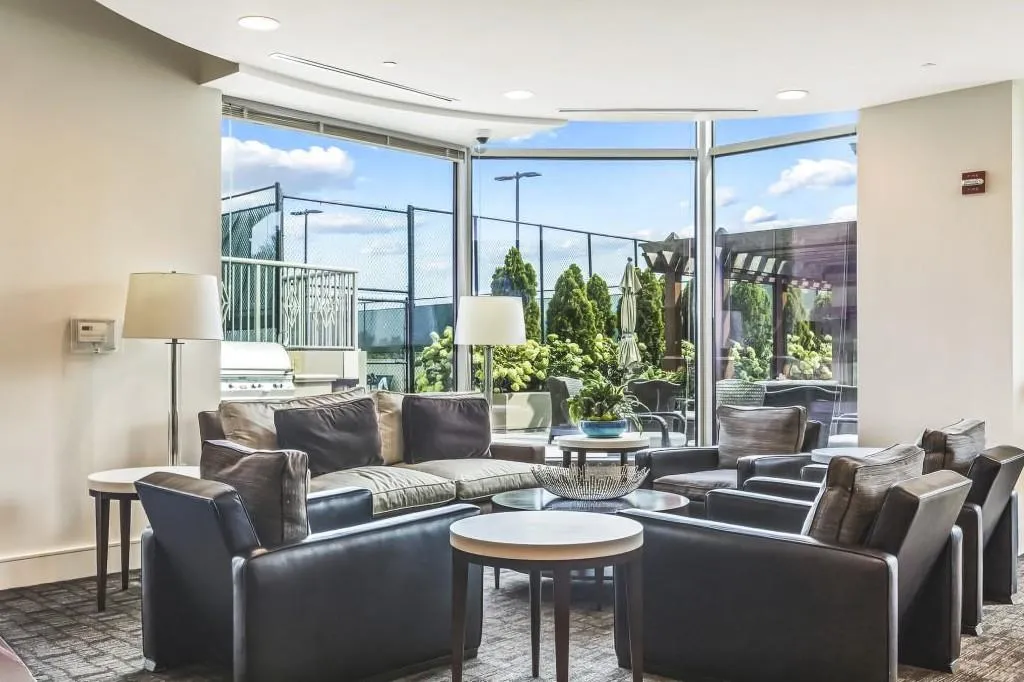 Multiplle meeting areas make it fun to entertain with friends!